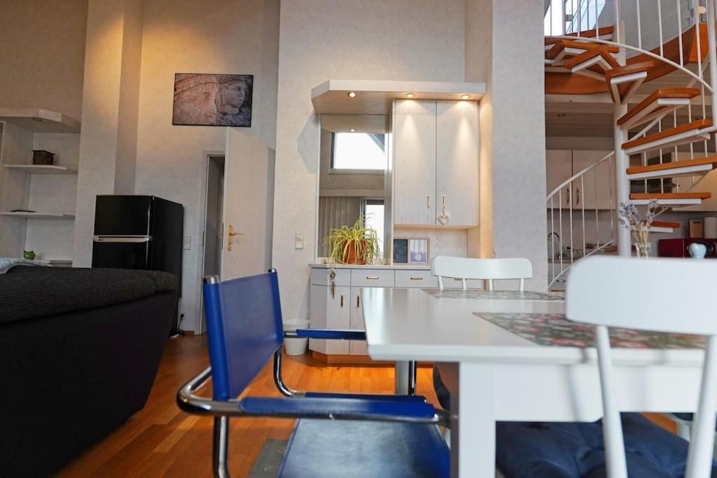 Grosse, Helle Wohnung Fuer Bis Zu 6 Personen Weinheim Εξωτερικό φωτογραφία