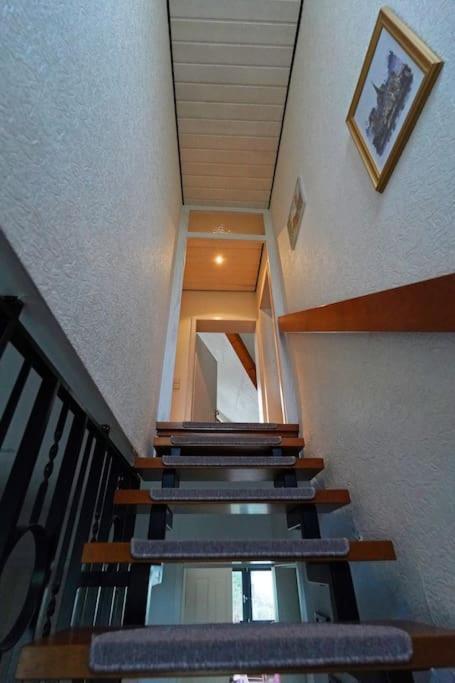 Grosse, Helle Wohnung Fuer Bis Zu 6 Personen Weinheim Εξωτερικό φωτογραφία