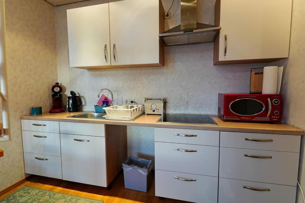 Grosse, Helle Wohnung Fuer Bis Zu 6 Personen Weinheim Εξωτερικό φωτογραφία