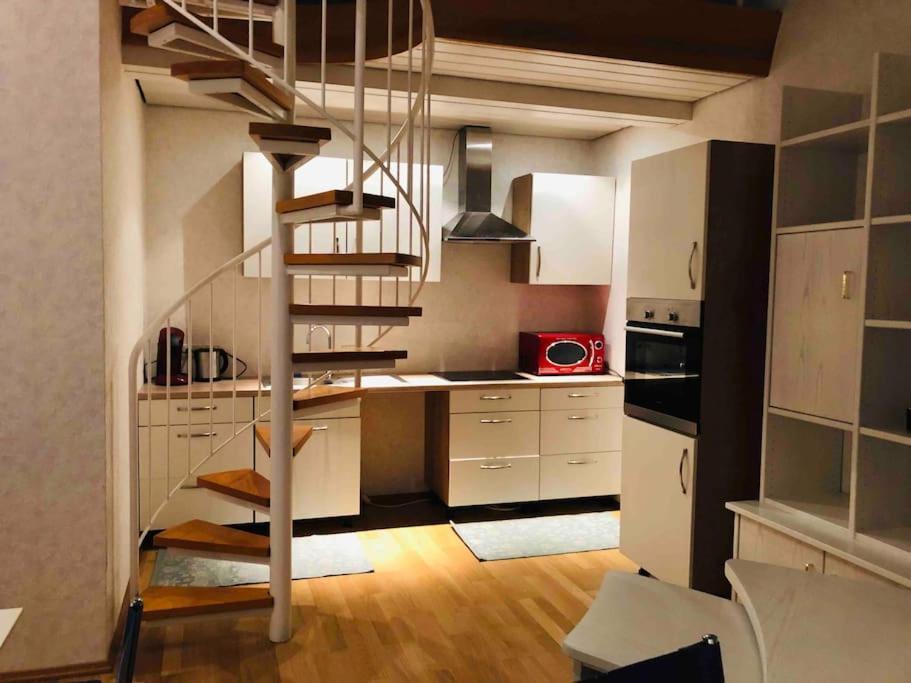 Grosse, Helle Wohnung Fuer Bis Zu 6 Personen Weinheim Εξωτερικό φωτογραφία