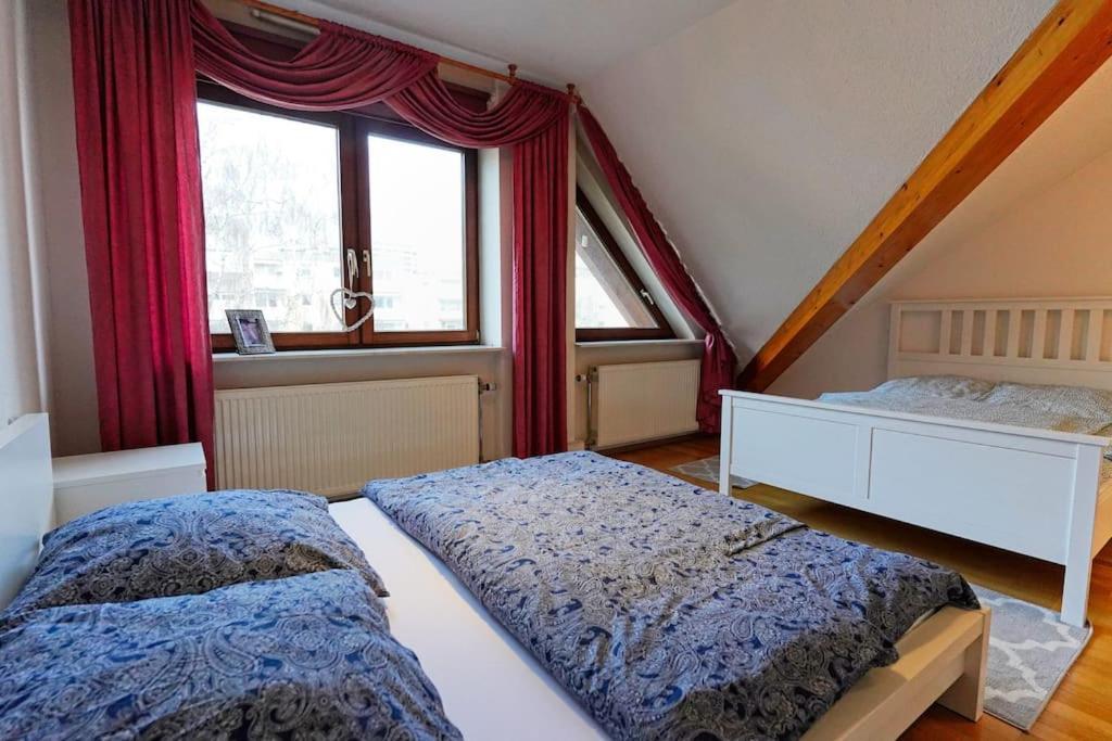 Grosse, Helle Wohnung Fuer Bis Zu 6 Personen Weinheim Εξωτερικό φωτογραφία
